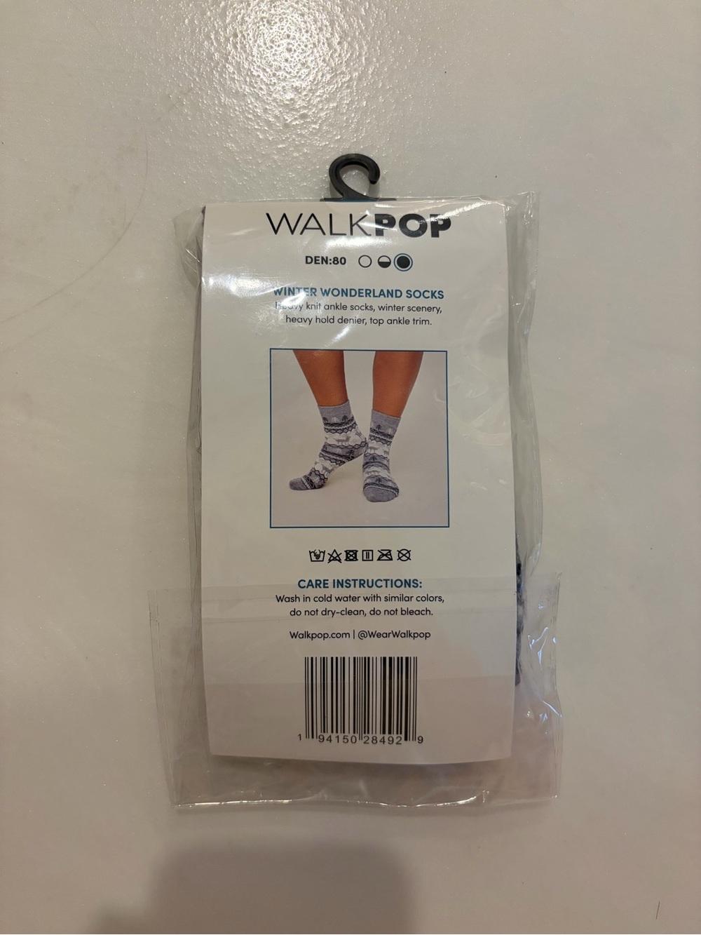 Winter Wonderland Crew Socks - Gray Pattern